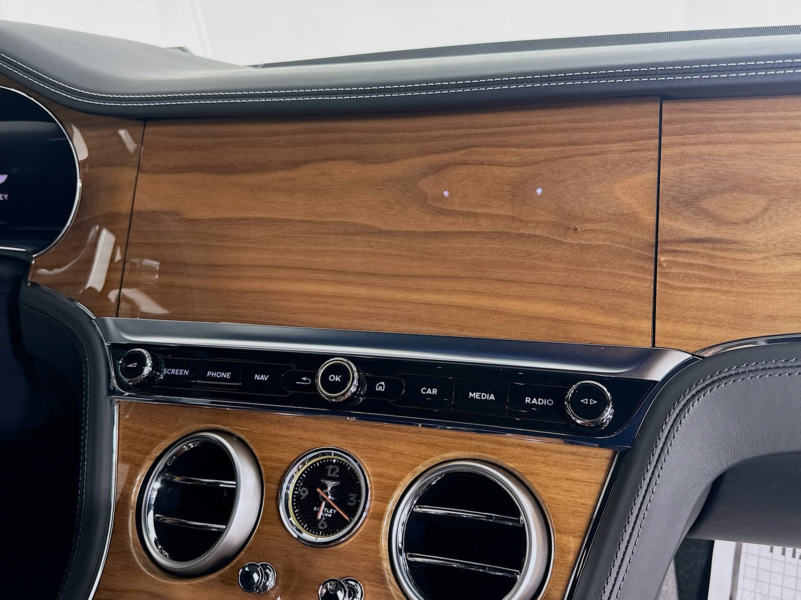 New 2026 Bentley Continental GT AWD/4WD image 69