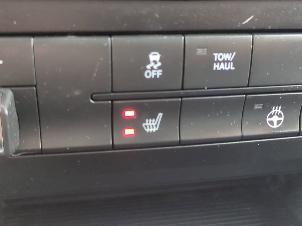 Used 2017 RAM 2500 Big Horn image 20