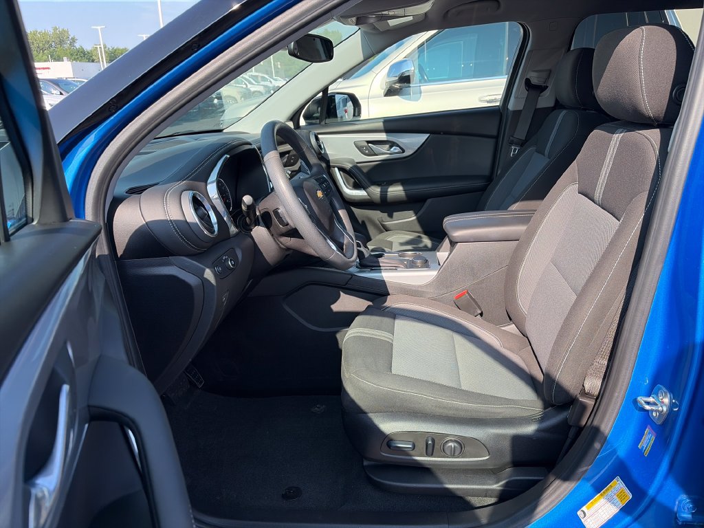 Used 2024 Chevrolet Blazer LT w/ Convenience Package FWD image 15