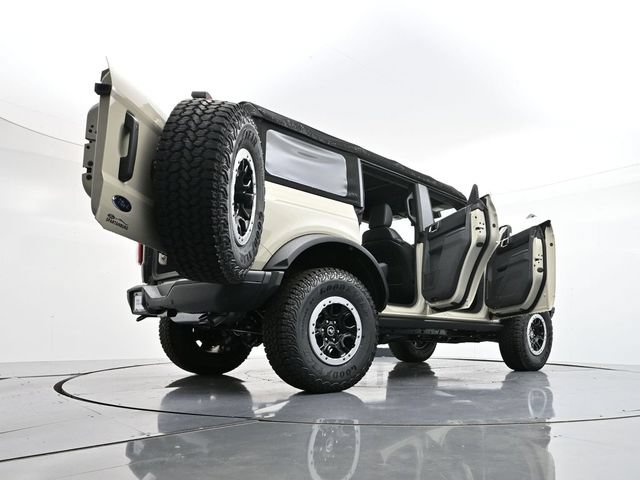 Used 2025 Ford Bronco Badlands AWD/4WD image 35