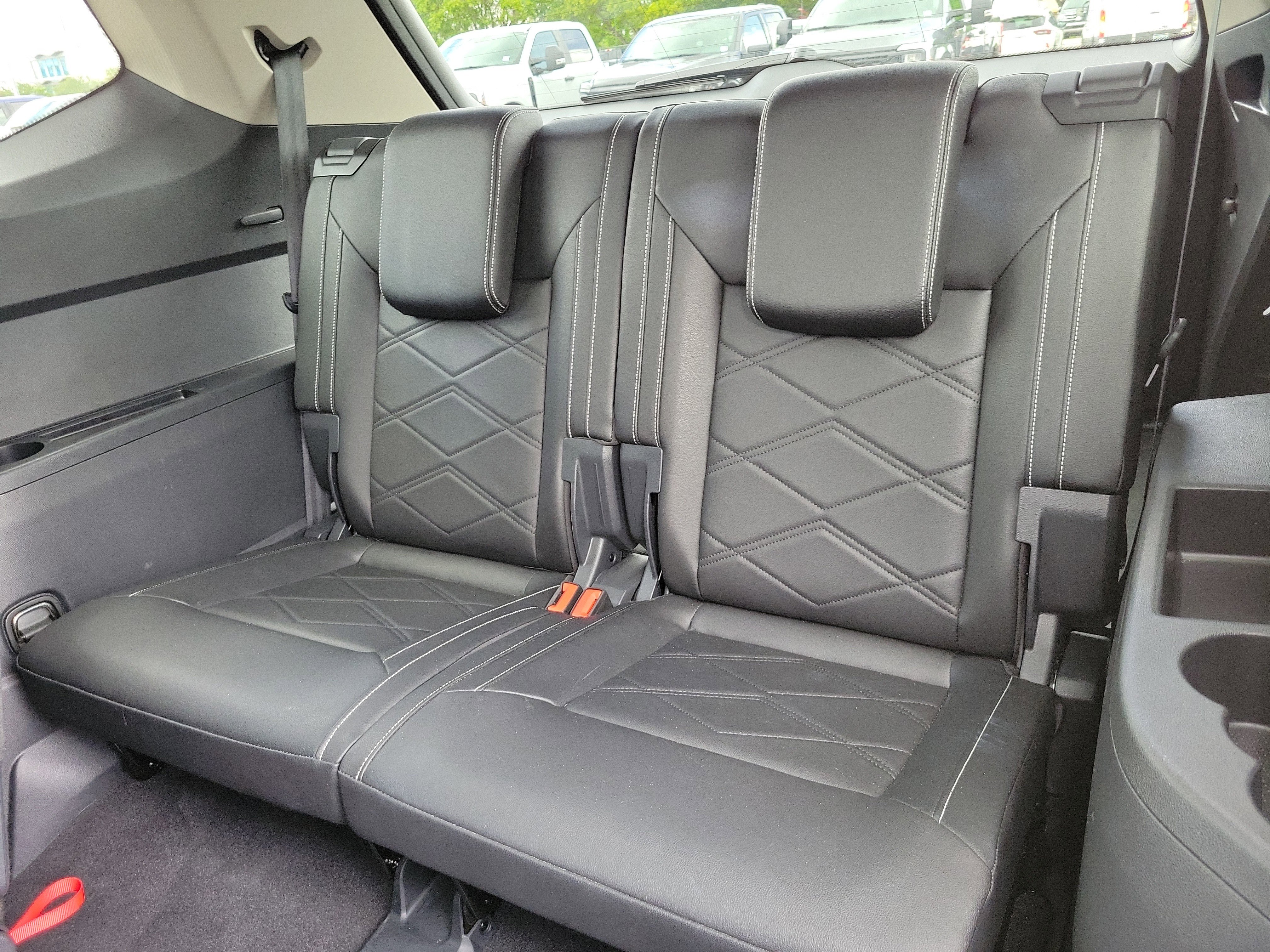 Used 2025 Volkswagen Atlas SE FWD image 15