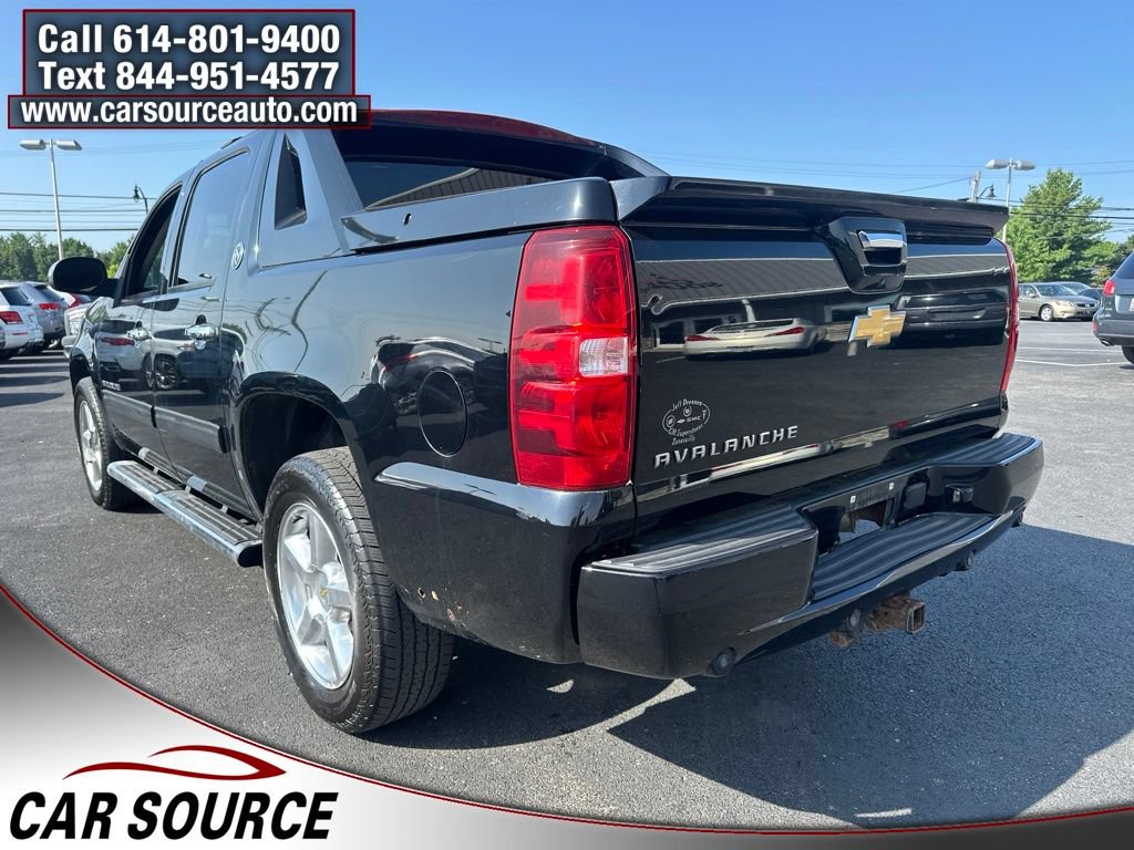 Used 2013 Chevrolet Avalanche LS w/ All-Star Edition AWD/4WD image 3