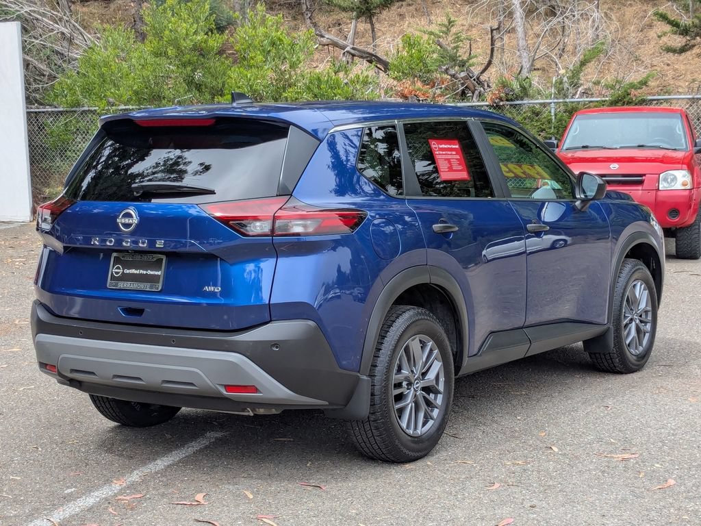 Used 2023 Nissan Rogue S AWD/4WD image 5