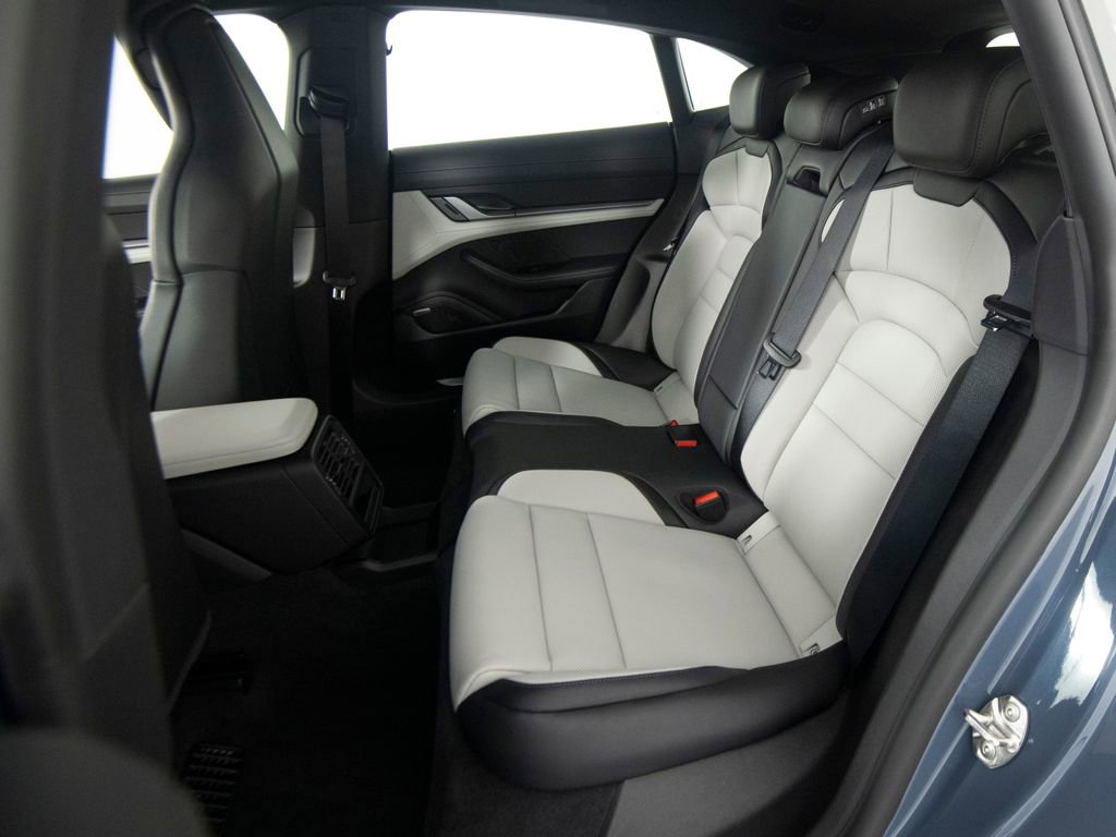 New 2026 Porsche Taycan 4 Cross Turismo AWD/4WD image 36