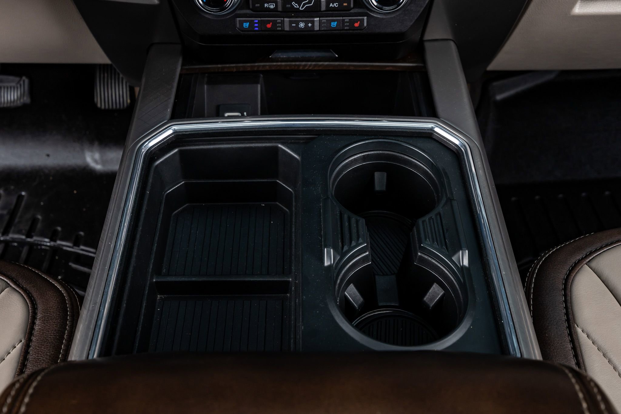 Used 2019 Ford F450 Limited AWD/4WD image 25