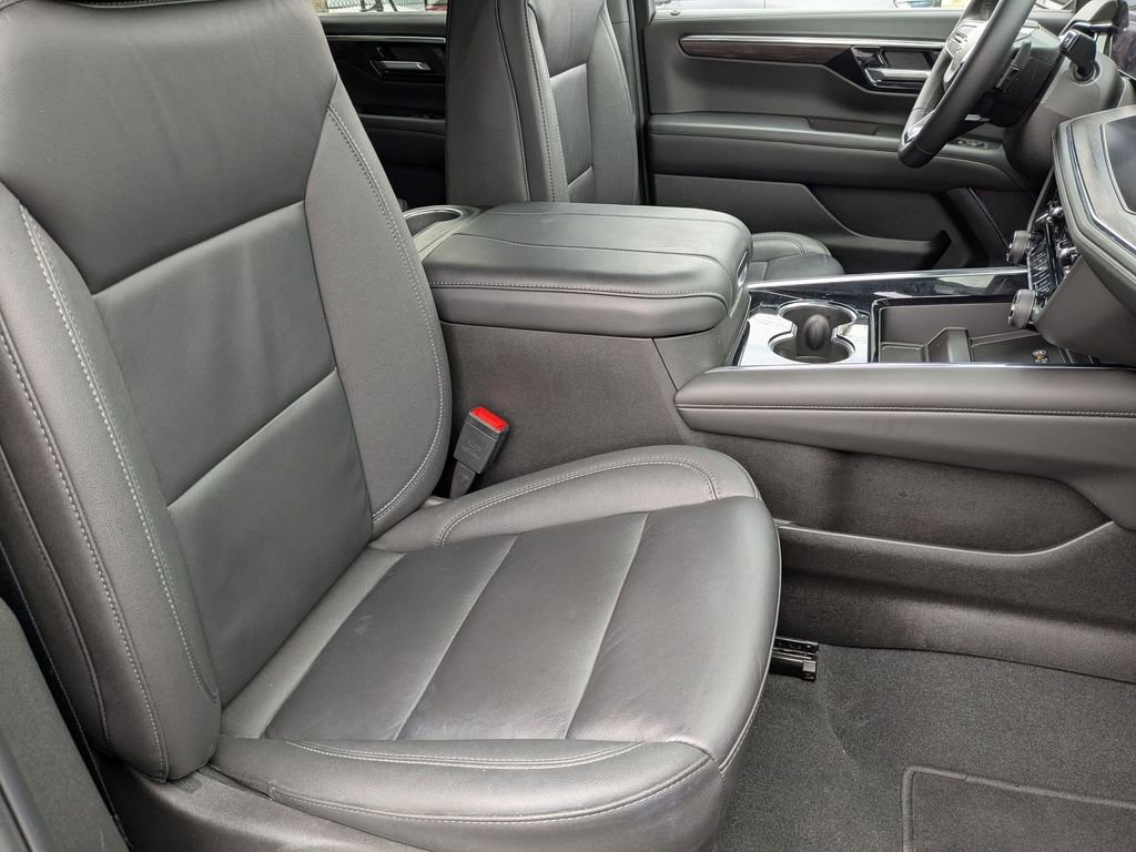 Used 2025 Chevrolet Tahoe LT image 35