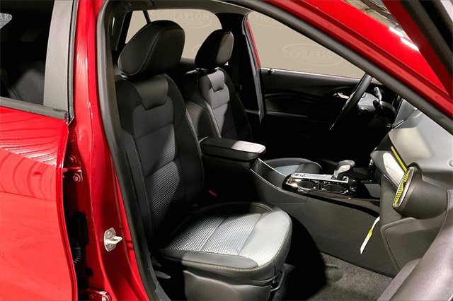 New 2026 Chevrolet Trax LT image 11