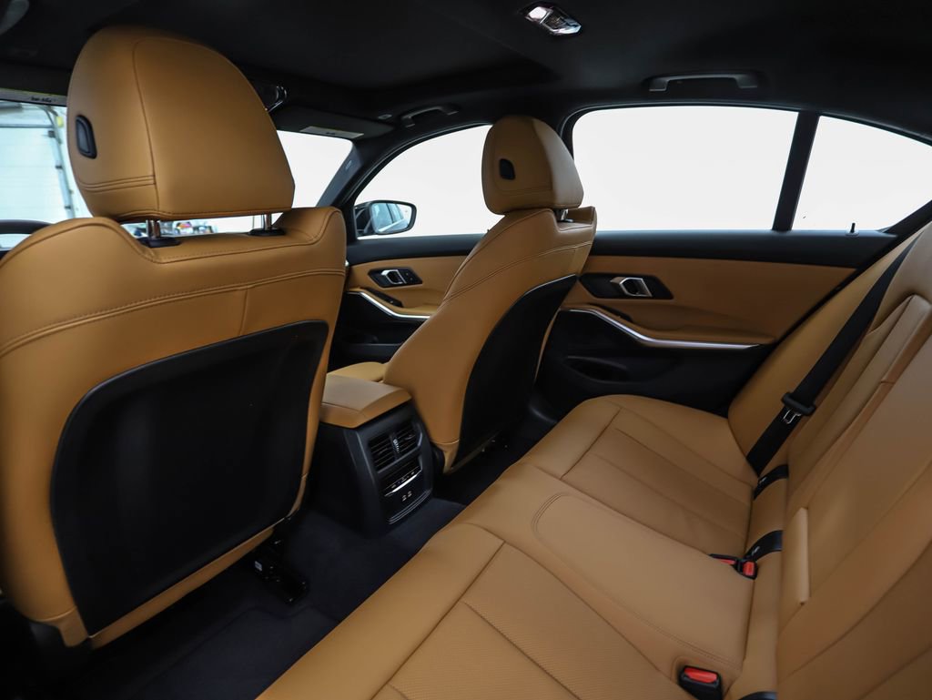 New 2026 BMW 330i xDrive Sedan w/ Convenience Package image 21
