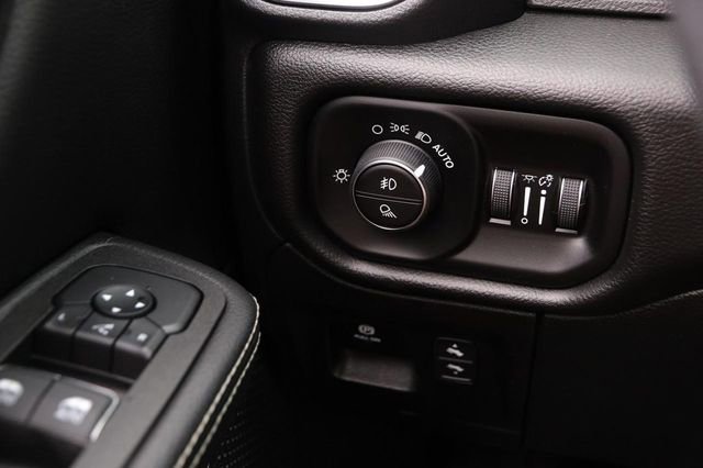 Used 2026 RAM 1500 Laramie w/ Laramie Southwest Edition image 22