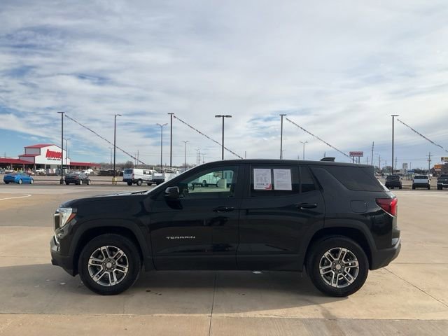 Used 2025 GMC Terrain Elevation image 30