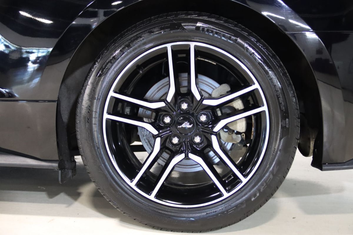 Used 2019 Ford Mustang Premium RWD image 63