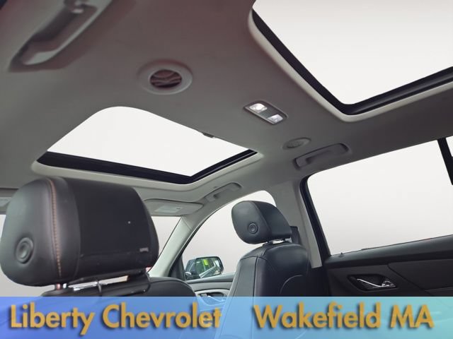 Used 2019 Chevrolet Traverse LT w/ LT Premium Package AWD/4WD image 22