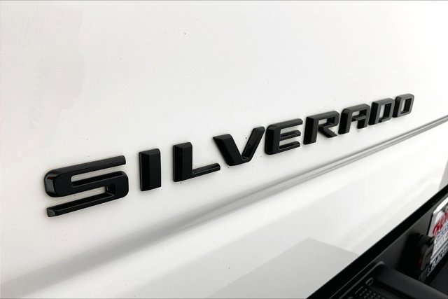 Used 2022 Chevrolet Silverado 1500 LT Trail Boss w/ Convenience Package II image 31