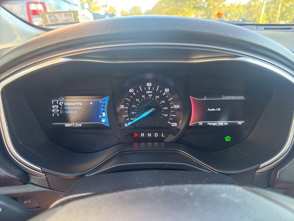 Used 2019 Ford Fusion SEL image 19