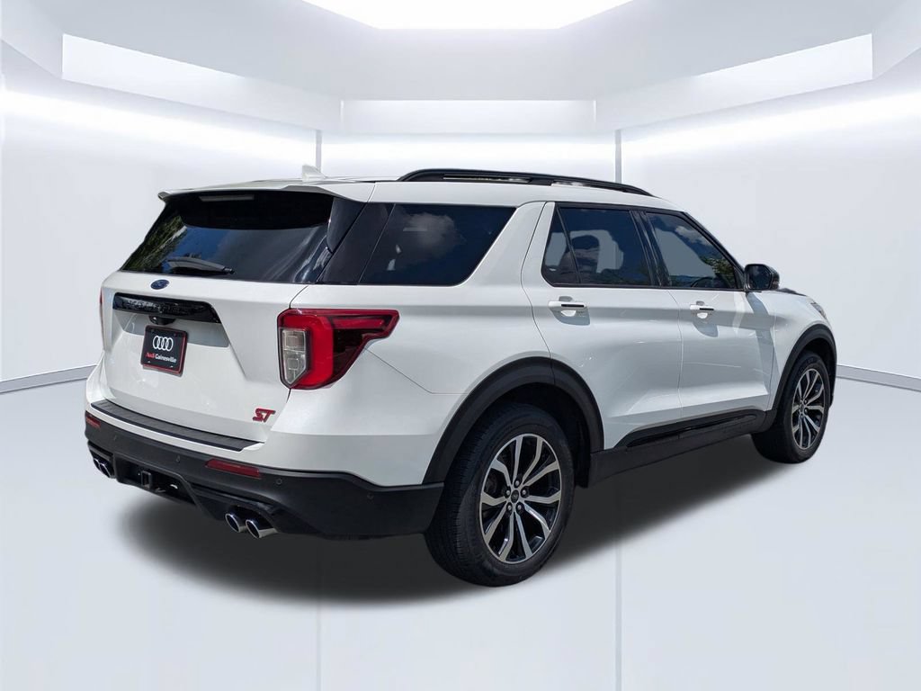 Used 2021 Ford Explorer ST w/ Equipment Group 401A AWD/4WD image 2