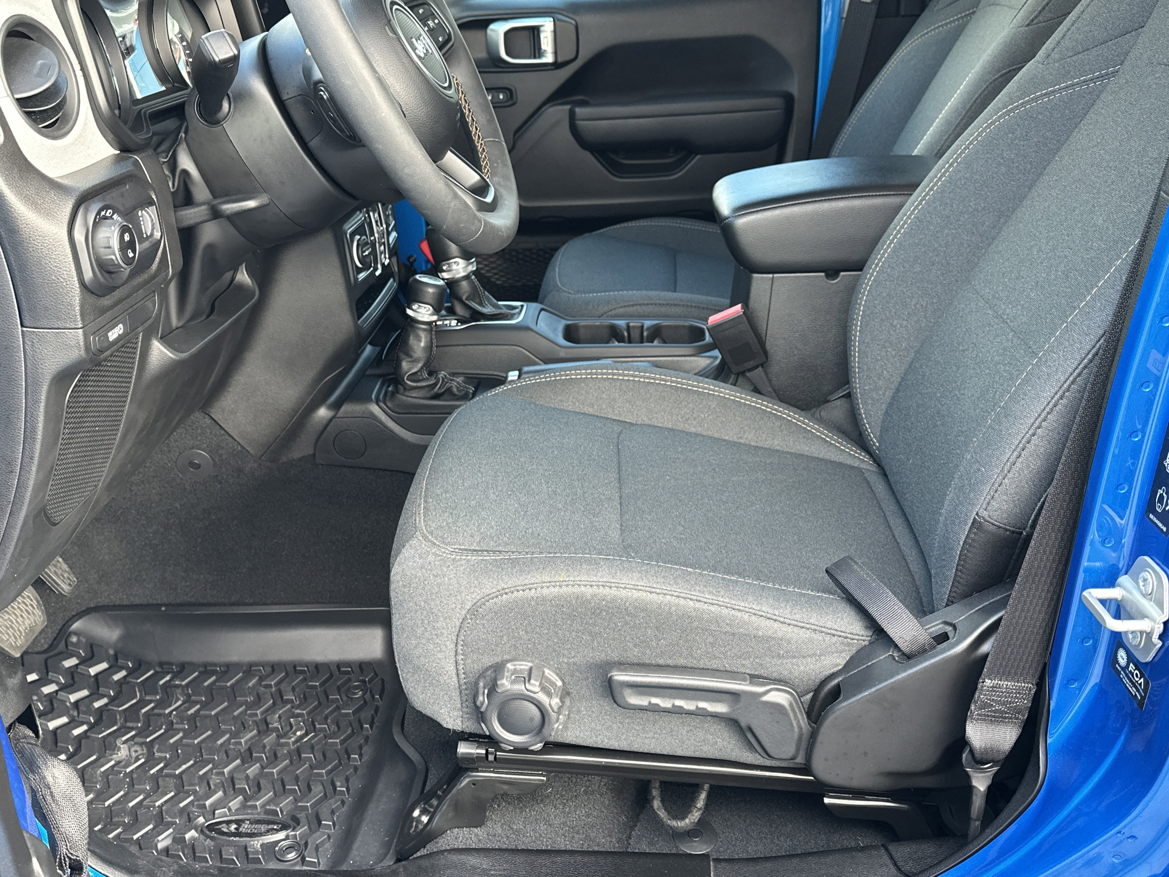 Used 2024 Jeep Gladiator Sport image 9