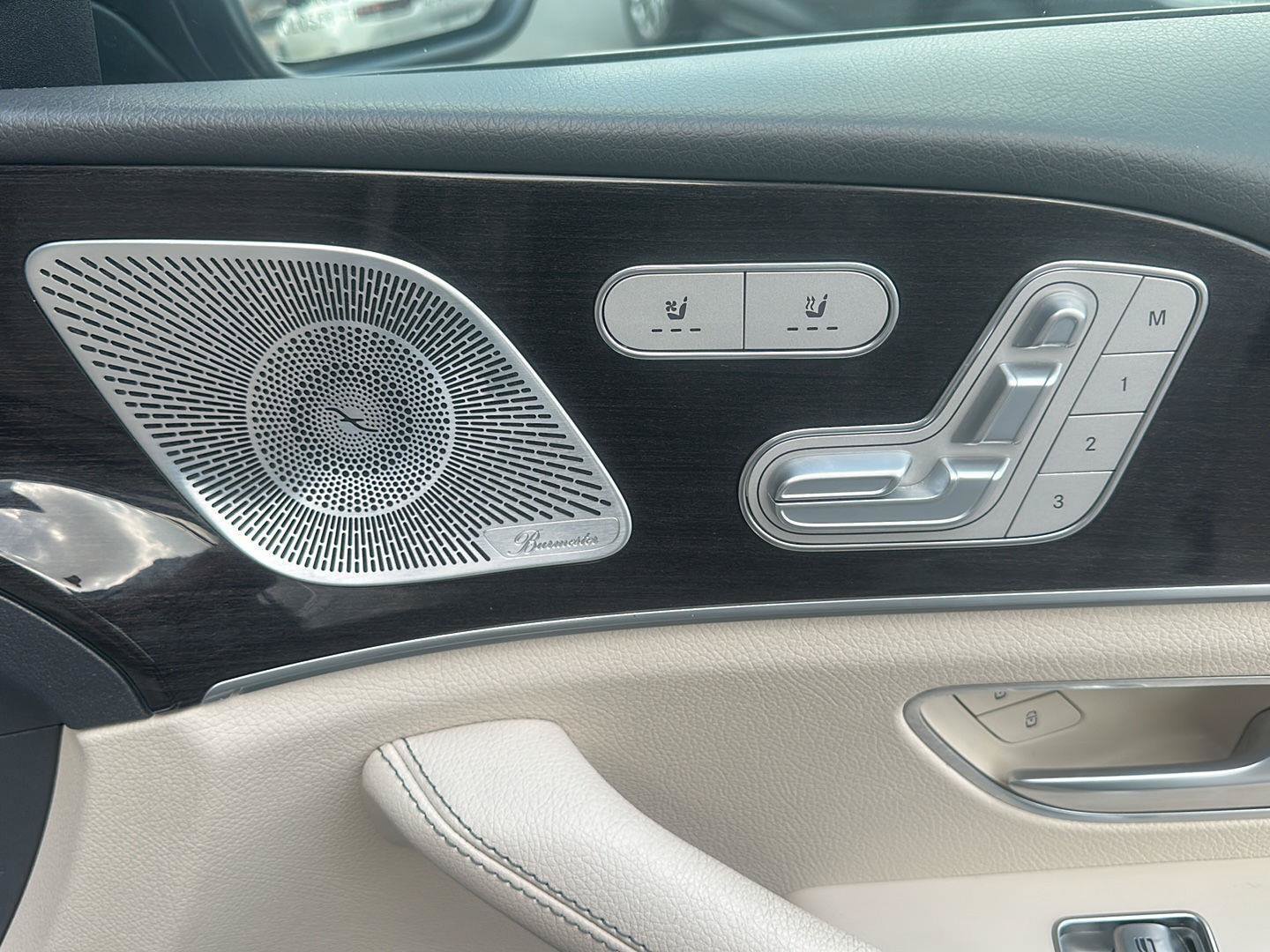 Used 2020 Mercedes-Benz GLS 450 4MATIC image 11