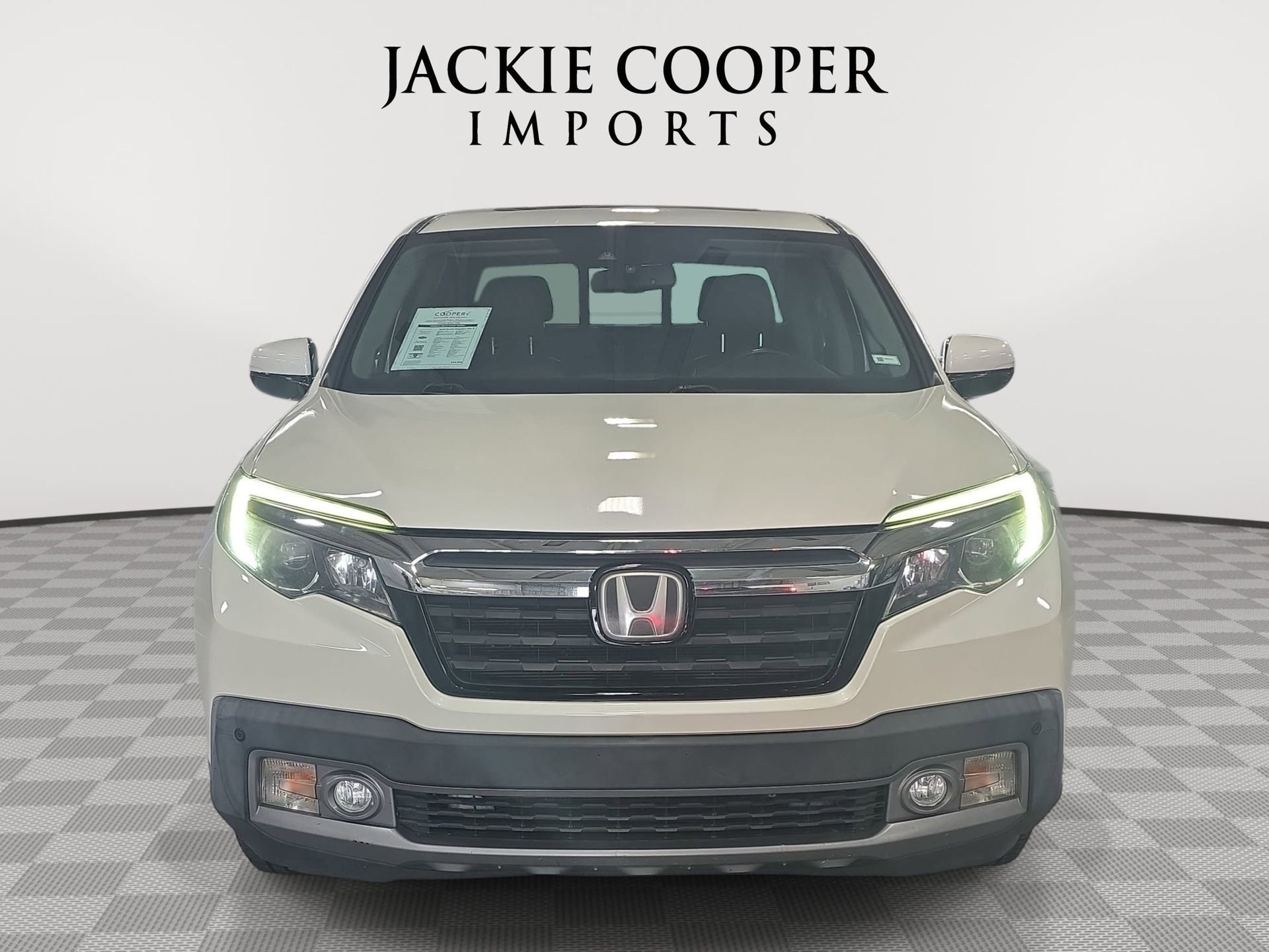 Used 2019 Honda Ridgeline RTL-E image 2