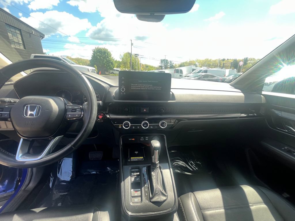 Used 2025 Honda CR-V EX-L image 33