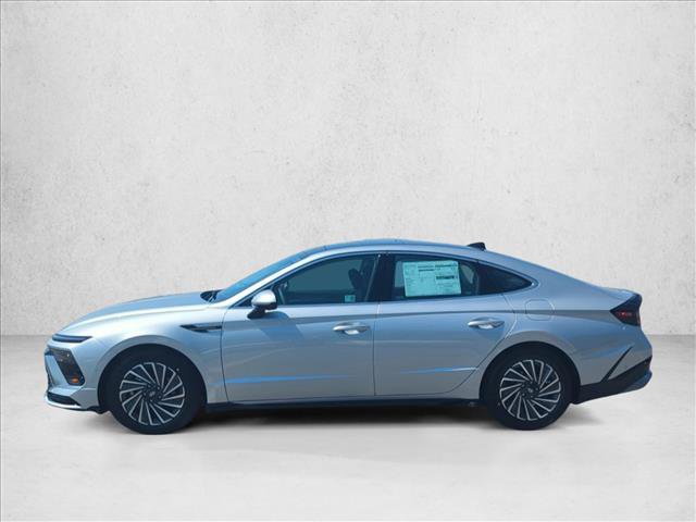 Certified 2025 Hyundai Sonata Limited FWD image 5