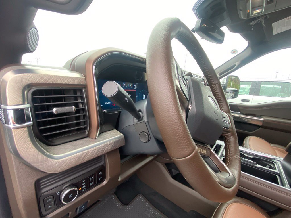 New 2026 Ford F250 King Ranch w/ Chrome Package AWD/4WD image 9