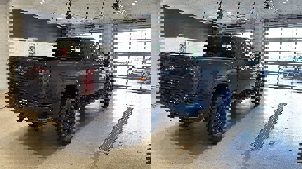 New 2026 GMC Sierra 3500 AT4 w/ AT4 Premium Plus Package image 7