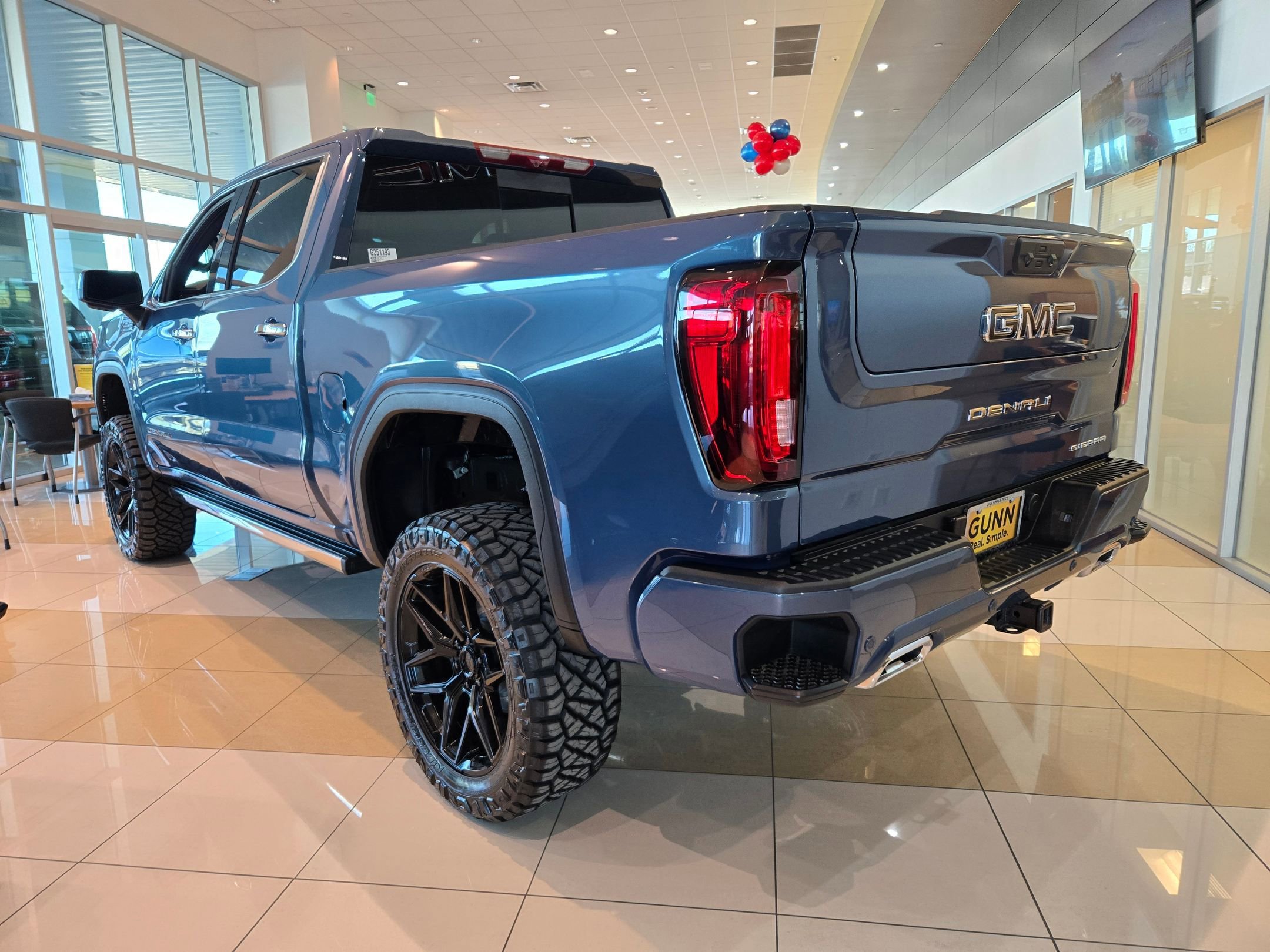 New 2025 GMC Sierra 1500 Denali Ultimate AWD/4WD image 3
