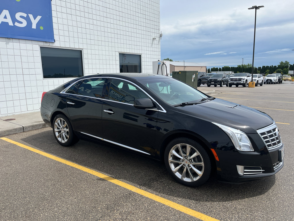 Used 2014 Cadillac XTS Premium AWD/4WD image 3