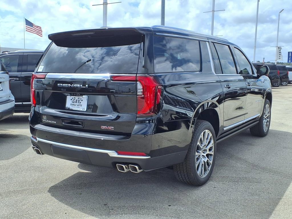 New 2026 GMC Yukon XL Denali w/ Denali Reserve Package AWD/4WD image 4