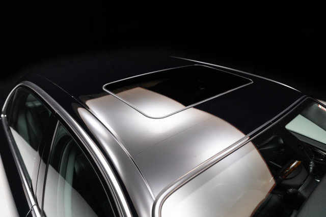 Used 2005 Jaguar XJ8 RWD image 30