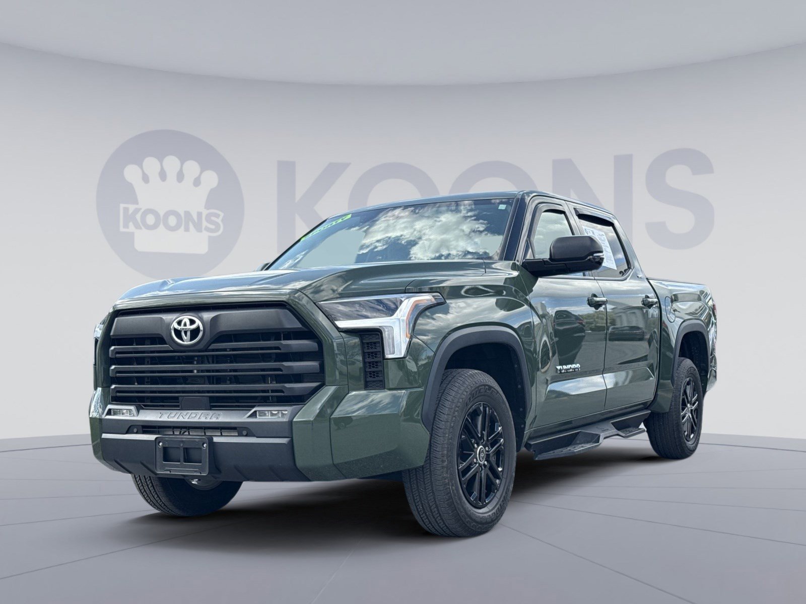 Used 2023 Toyota Tundra SR5 w/ SR5 Premium Package image 1