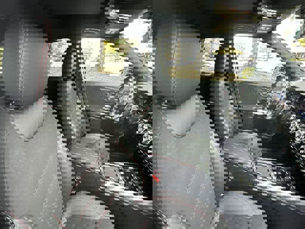 Used 2024 Mercedes-Benz GLA 250 GLA 250 image 27