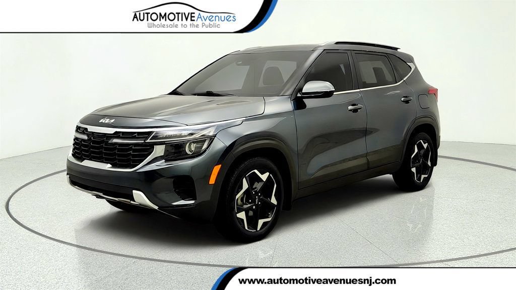 Used 2024 Kia Seltos EX