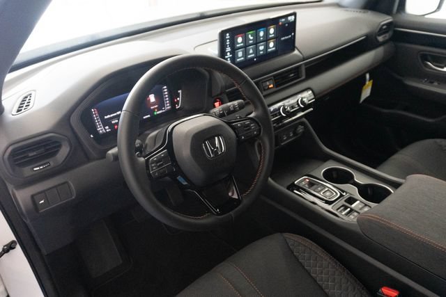 New 2026 Honda Pilot Sport image 3