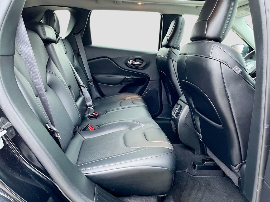 Used 2023 Jeep Cherokee Altitude Lux w/ Lux Elite Package image 26