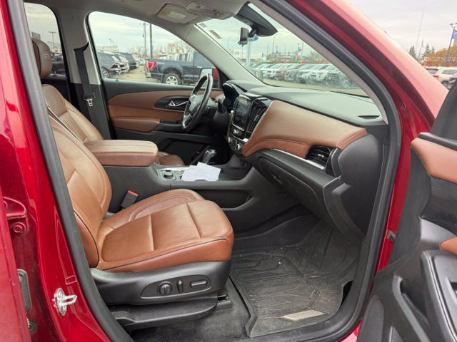 Used 2020 Chevrolet Traverse High Country w/ LPO, Floor Liner Package AWD/4WD image 12