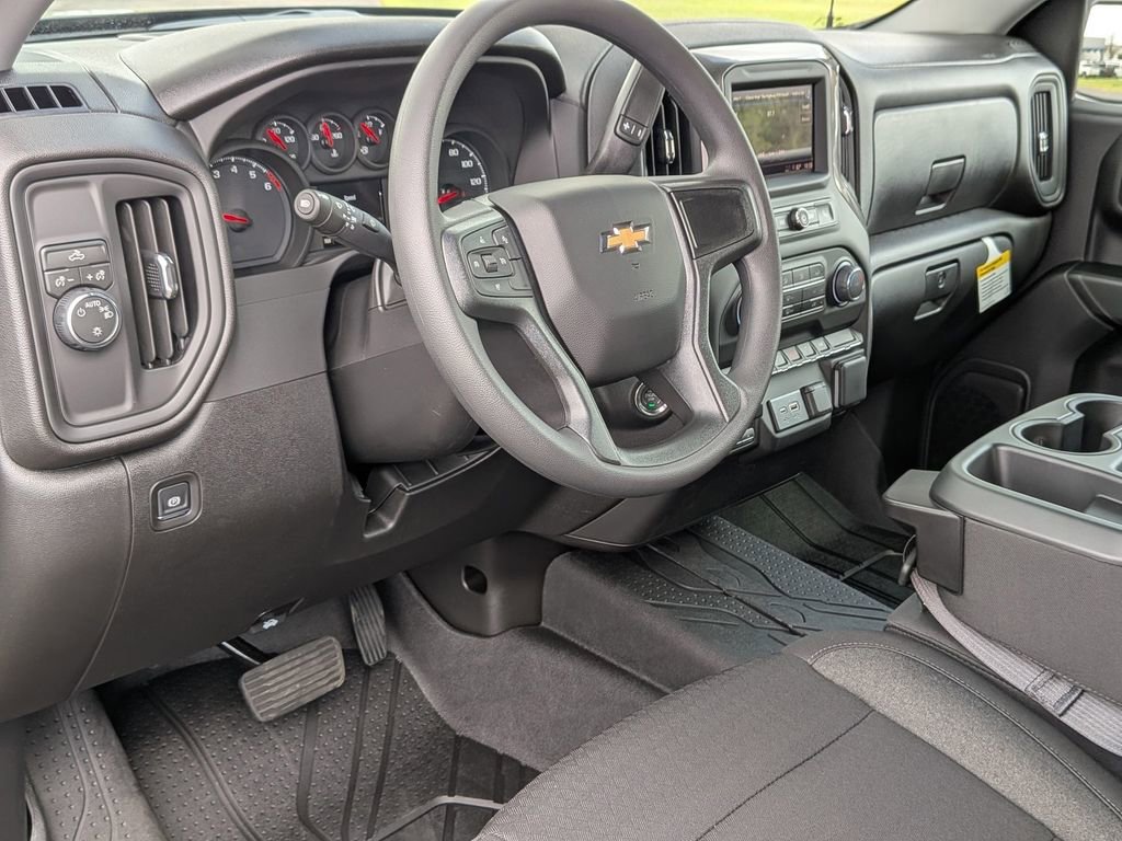 New 2026 Chevrolet Silverado 1500 Custom image 30