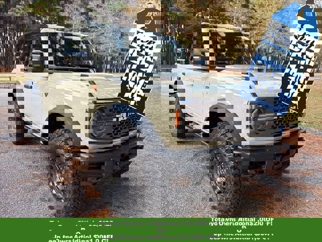 New 2025 Ford Bronco Badlands AWD/4WD image 1