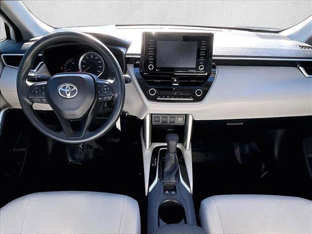Used 2022 Toyota Corolla Cross L image 16