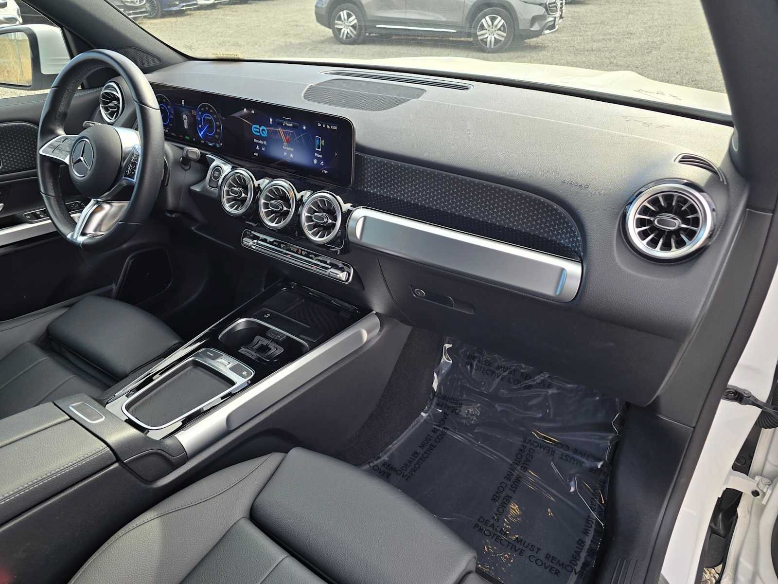 Used 2024 Mercedes-Benz EQB 250+ image 10