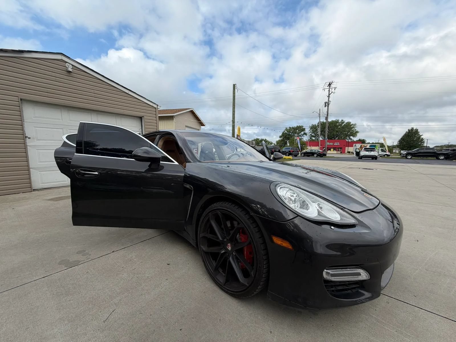 Used 2010 Porsche Panamera Turbo AWD/4WD image 3