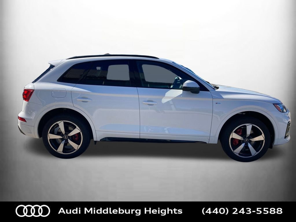 Certified 2024 Audi Q5 2.0T Premium Plus w/ Premium Plus Package image 5