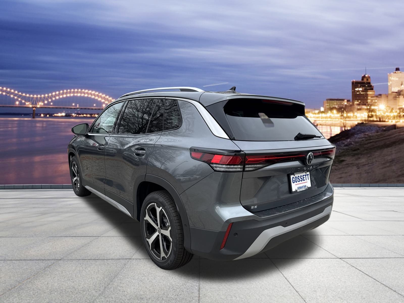 New 2026 Volkswagen Tiguan SE image 3