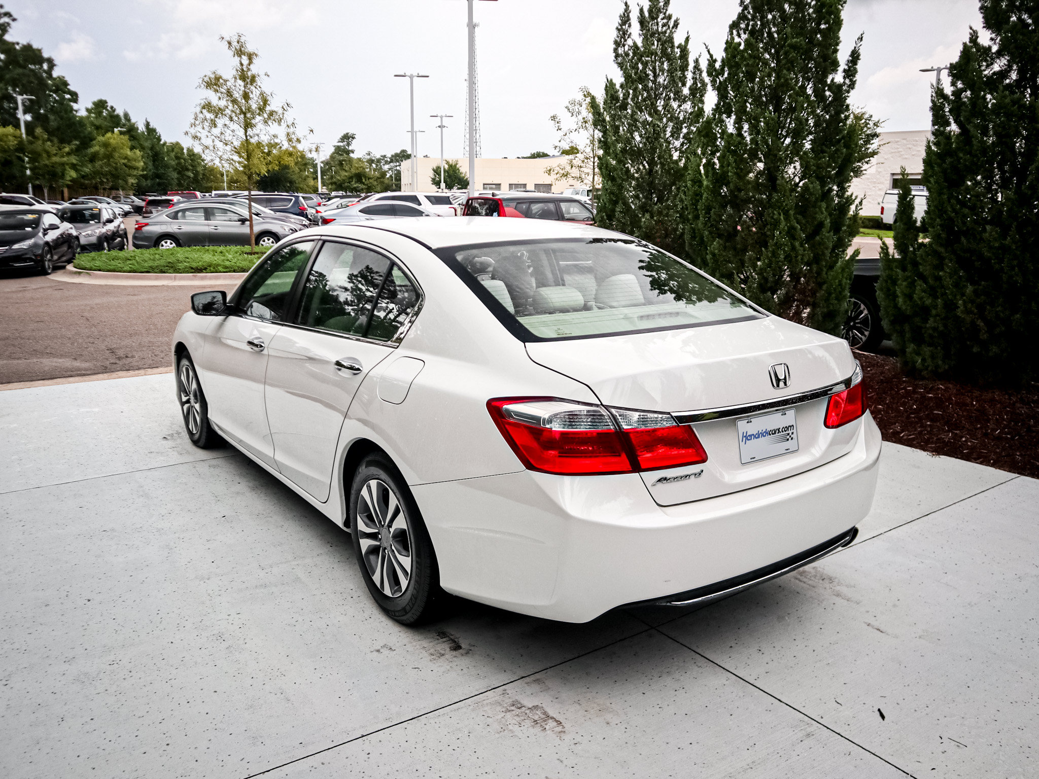 Used 2015 Honda Accord LX image 9