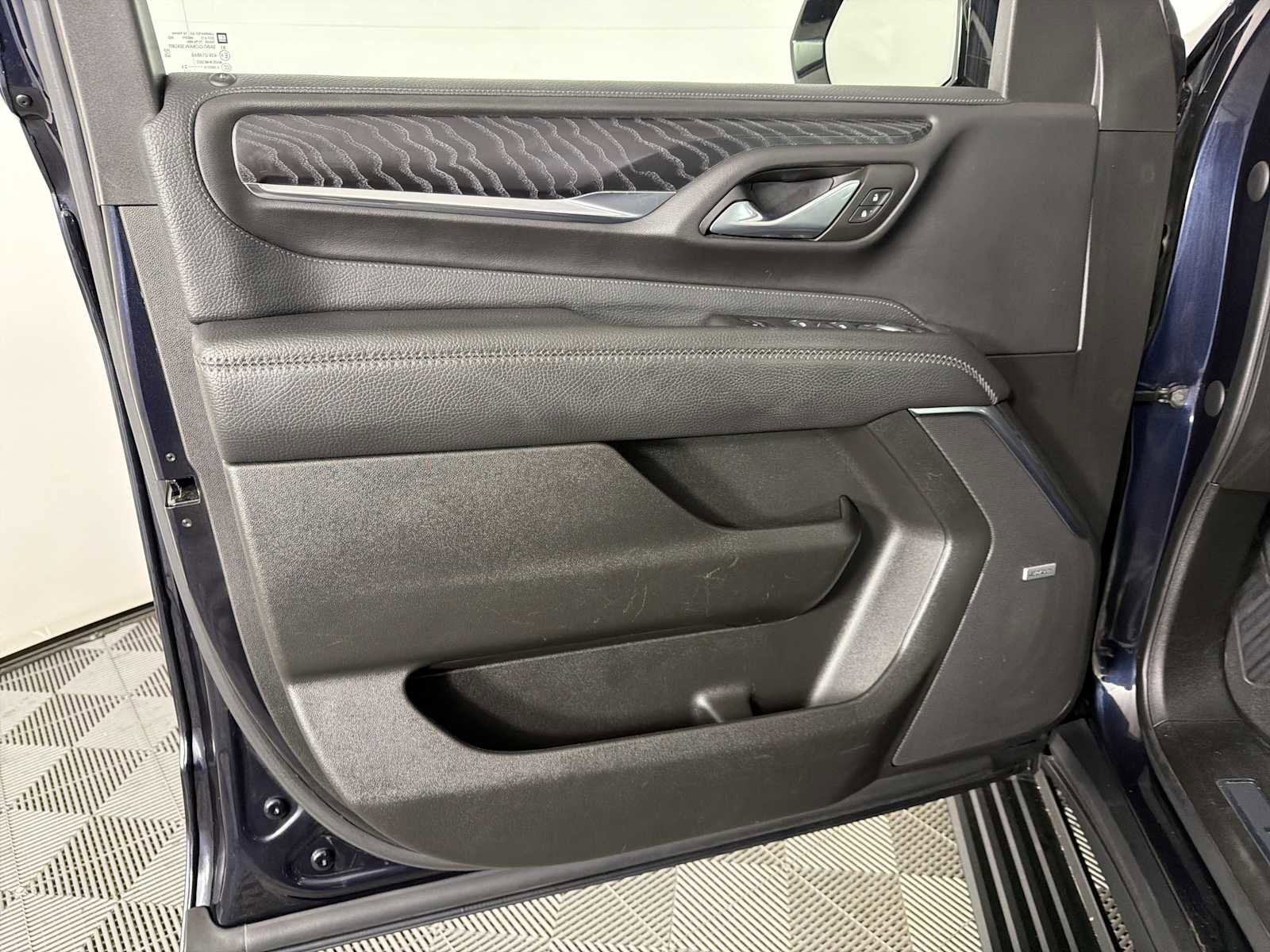 Certified 2023 GMC Yukon Denali image 16