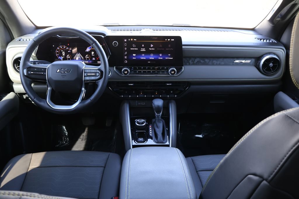 Used 2024 Chevrolet Colorado ZR2 w/ ZR2 Convenience Package III image 24