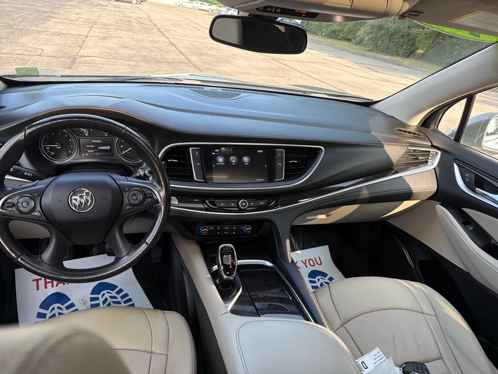 Used 2019 Buick Enclave Essence AWD/4WD image 28