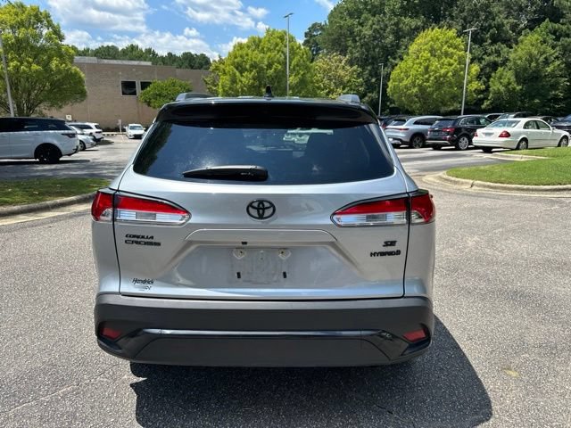 Used 2024 Toyota Corolla Cross AWD Hybrid w/ Moonroof Package image 6