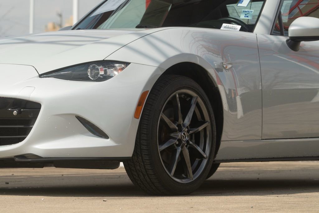 Used 2019 MAZDA MX-5 Miata RF Grand Touring image 15