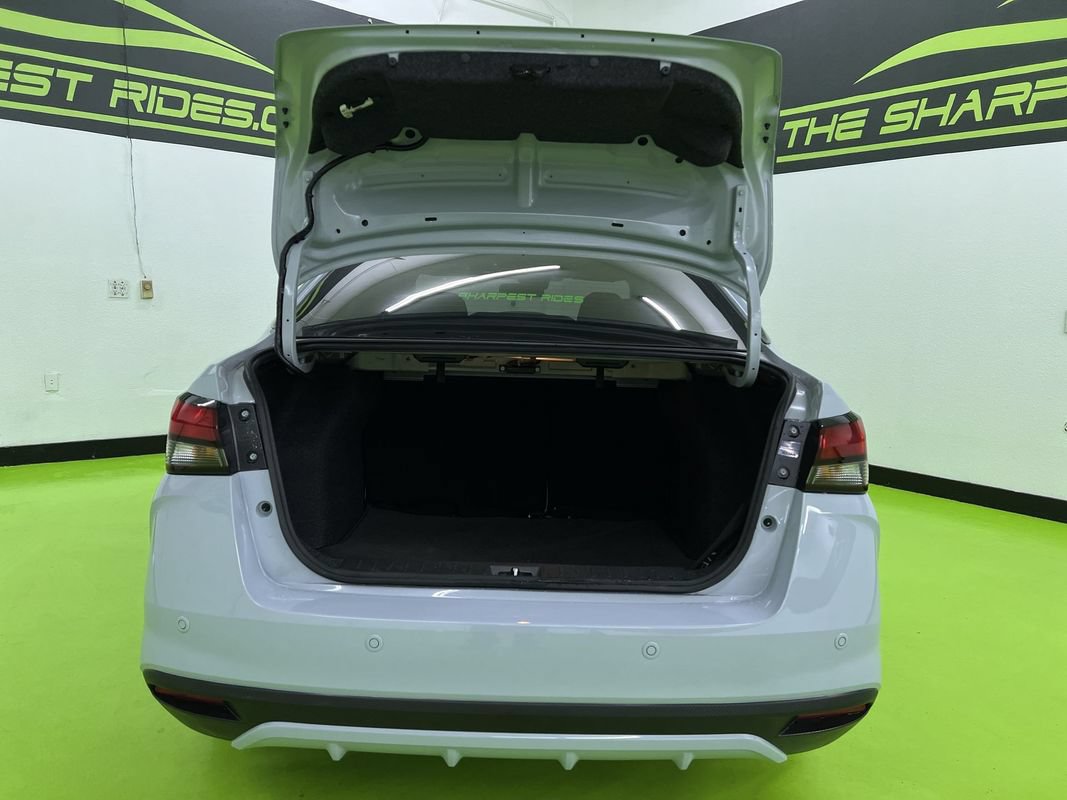 Used 2025 Nissan Versa SR w/ Trunk Package FWD image 9